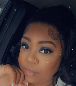 Meet your Posher, Kendra